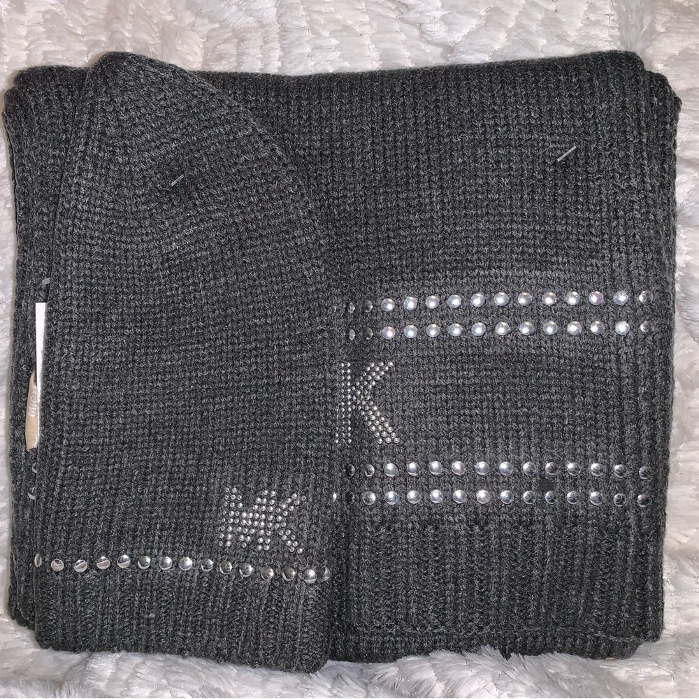 MK HAT AND SCARF SET
